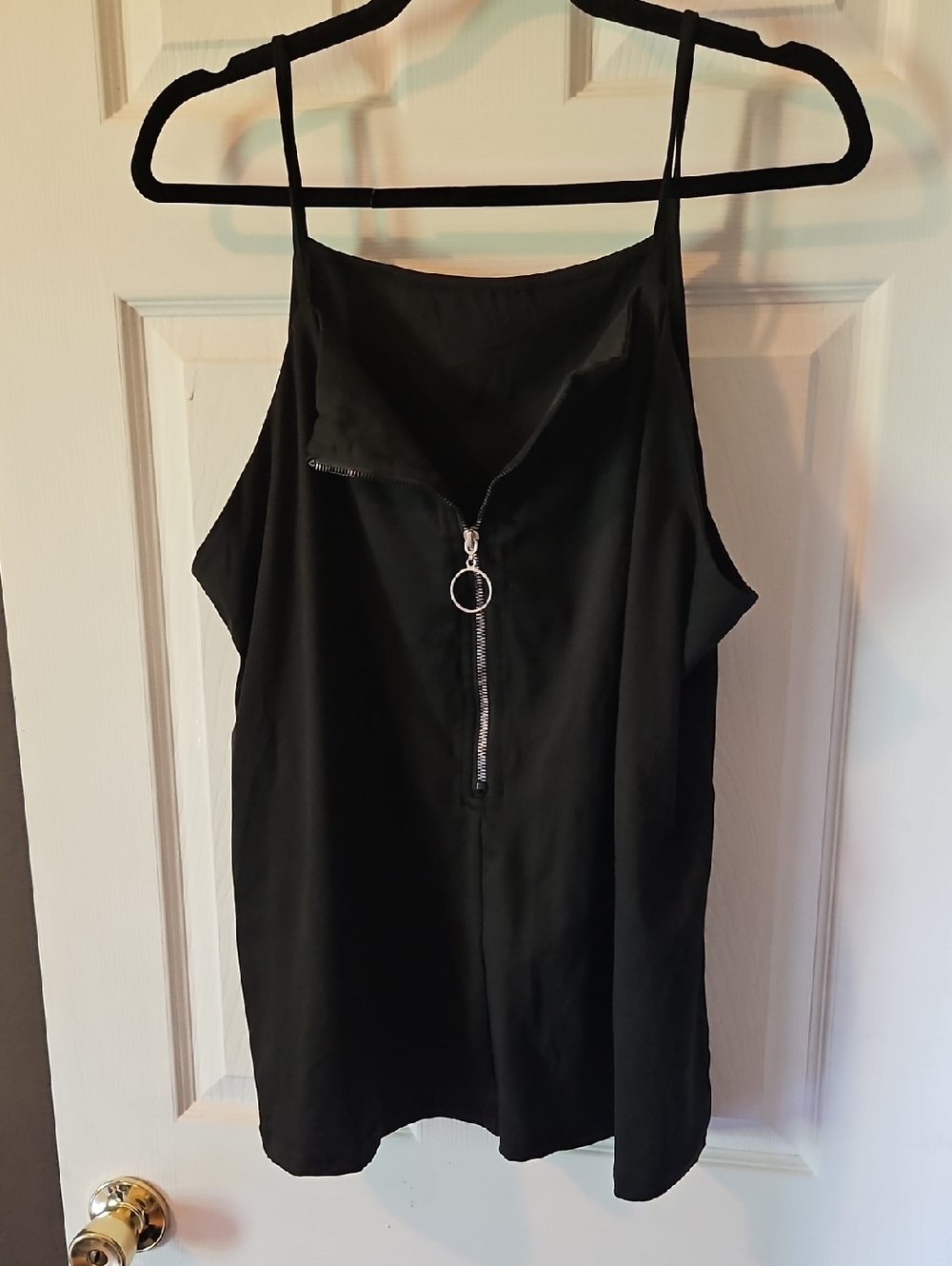 SHEIN Black Spaghetti Strap Tank Top with Front Zip
